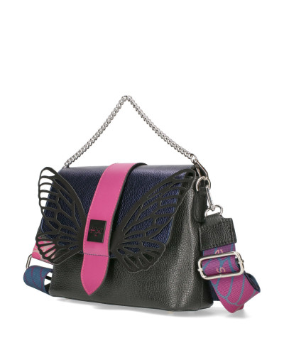 Wing bag with two interchangeable flaps