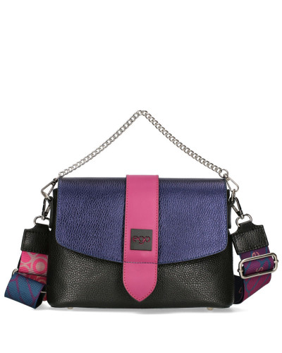 Wing bag with two interchangeable flaps