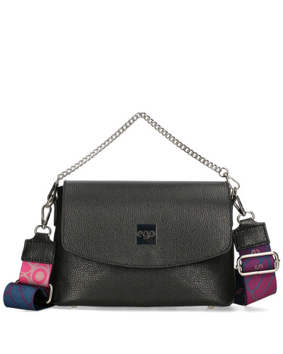 Wing bag with two interchangeable flaps