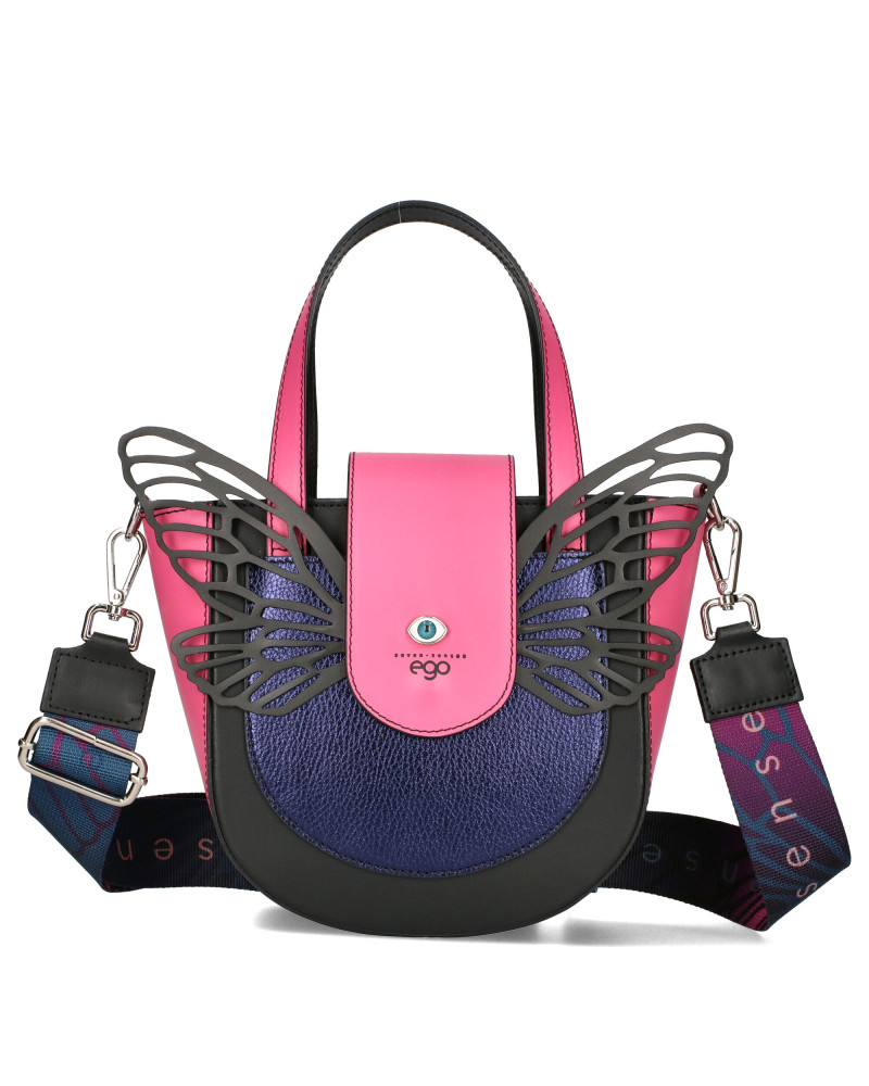 Leather bag with detachable wings