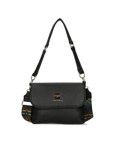 Messenger bag with interchangeable flaps