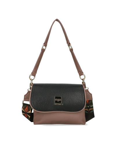 Messenger bag with interchangeable flaps