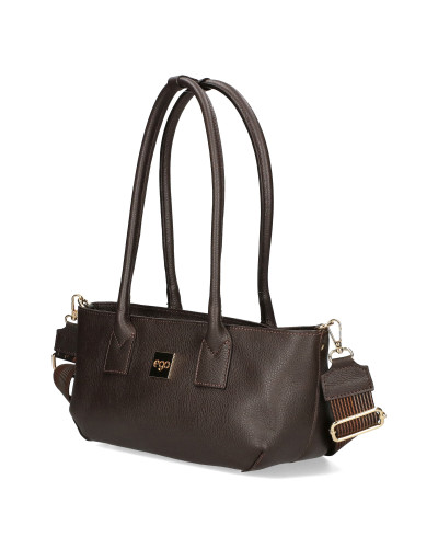 Torebka o wydłużonym kształcie z kwiatem