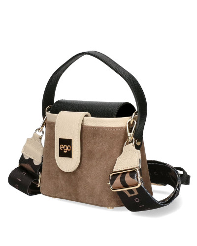 Mały kuferek ze skóry naturalnej