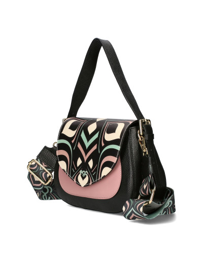 Bag with two interchangeable flaps