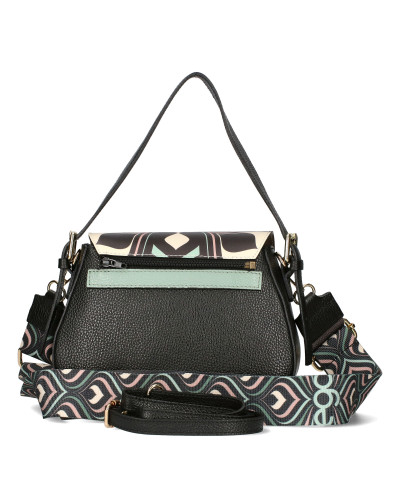 Bag with two interchangeable flaps