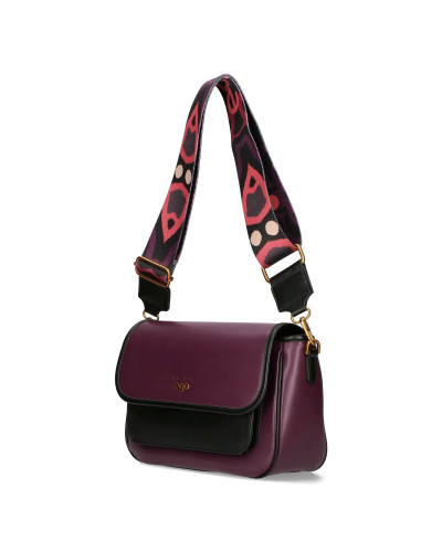 Mała torebka z klapką