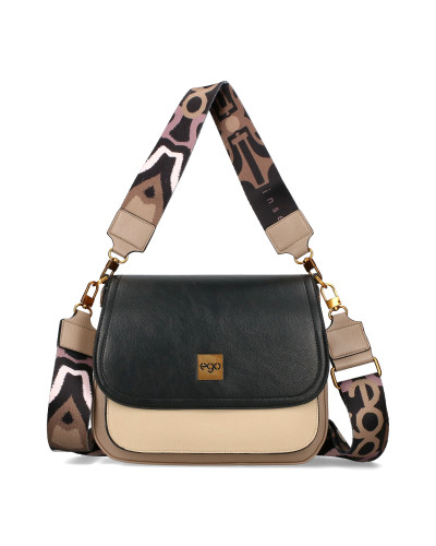 Messenger bag with two interchangeable flaps