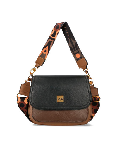 Messenger bag with two interchangeable flaps