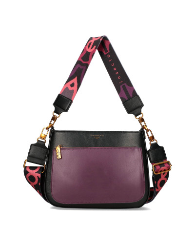 Messenger bag with two interchangeable flaps