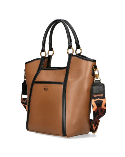 Medium-sized handbag