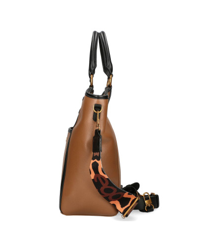 Torebka średniej wielkości