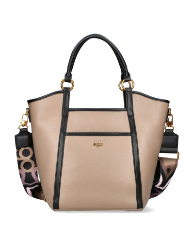 Medium-sized handbag