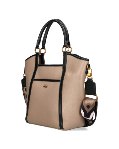 Medium-sized handbag