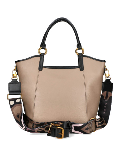 Medium-sized handbag