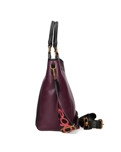 Medium-sized handbag