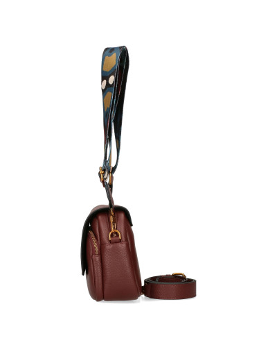 Small bag with a flap