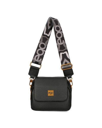 Small bag with a flap