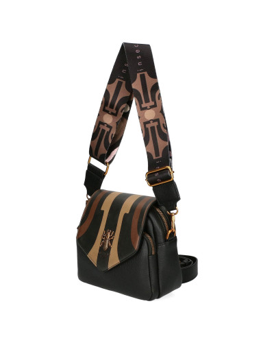 Bag with interchangeable flaps