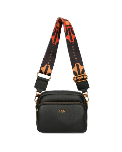 Torebka z wymiennymi klapkami