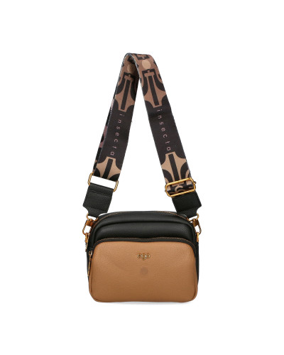 Bag with interchangeable flaps