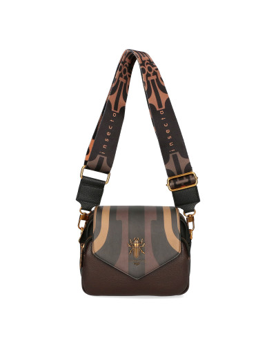 Bag with interchangeable flaps