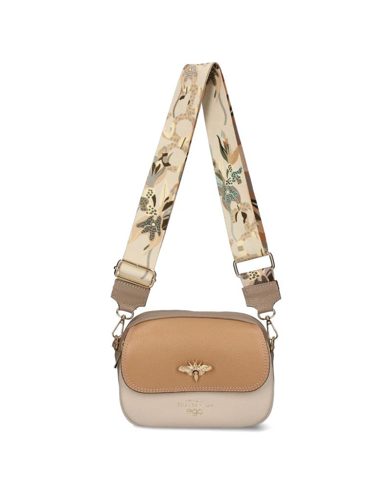 Bag bun with a bee multicolor