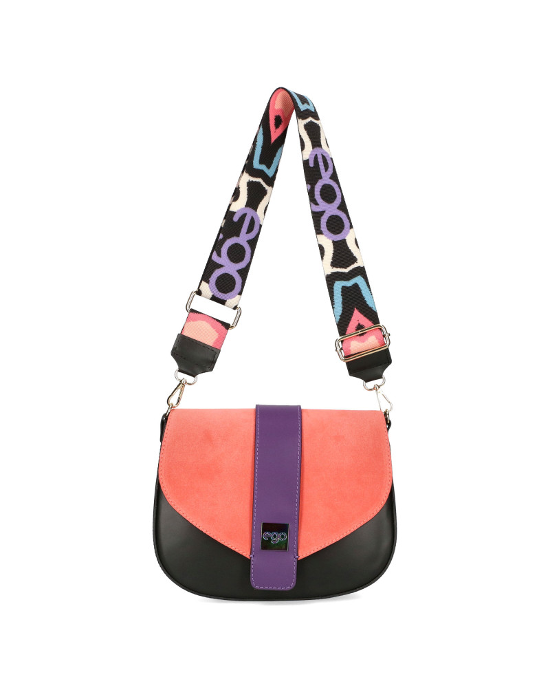 Women's handbag with two interchangeable flaps