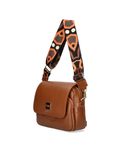 Medium-sized crossbody bag