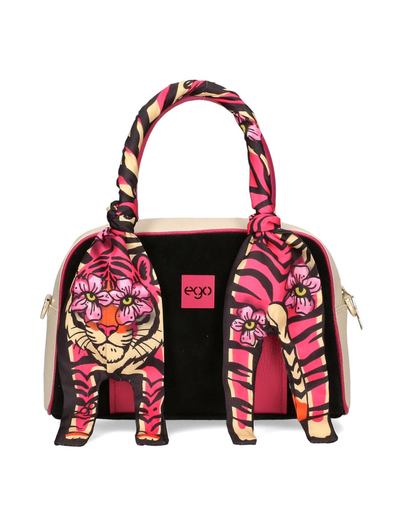 Kuferek średniej wielkości