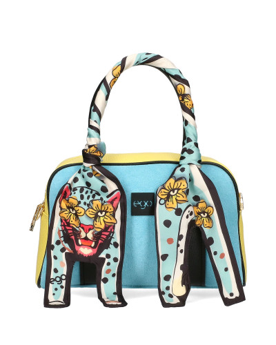 中型のトランク