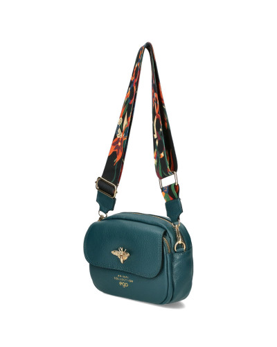 Bag with a bee