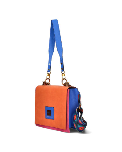 Medium-sized handbag