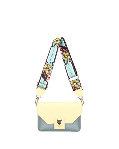 Small bag with a flap