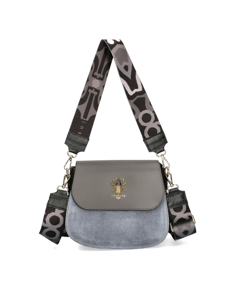 Small bag with a flap