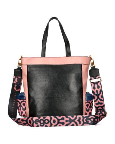 EUPHORIA a bag with lots of pockets