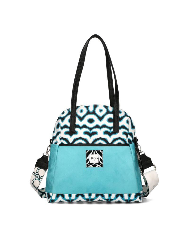 Spacious shoulder bag