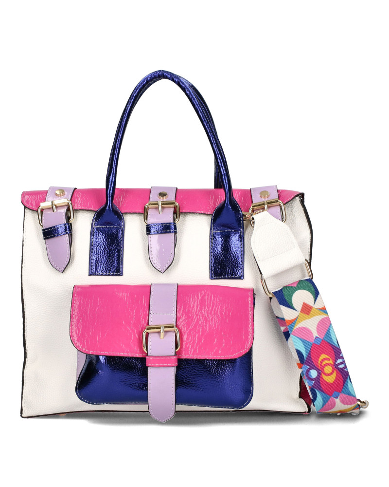 Torebka z ozdobnymi klamrami