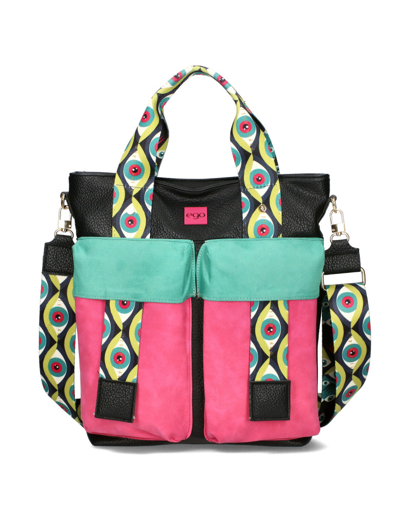 Bag with pockets on the front