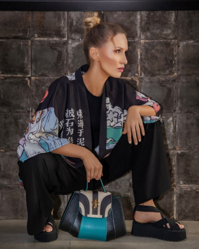 CHIMERA bag with two interchangeable flaps