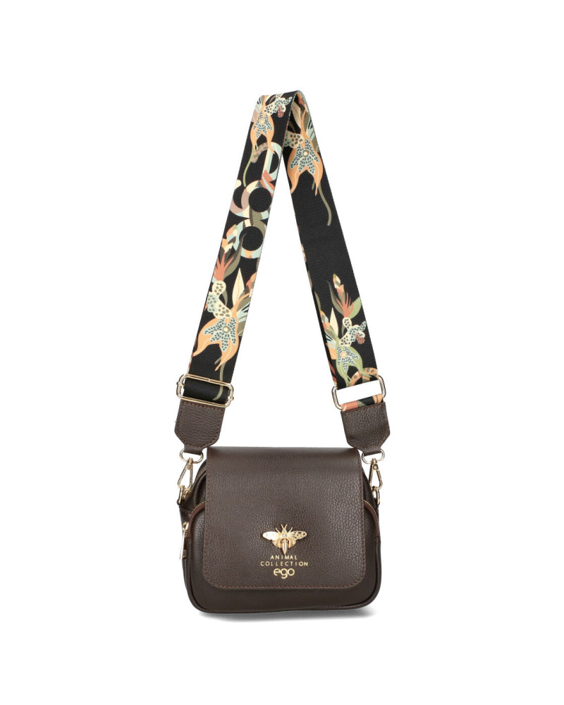 Bag with a bee
