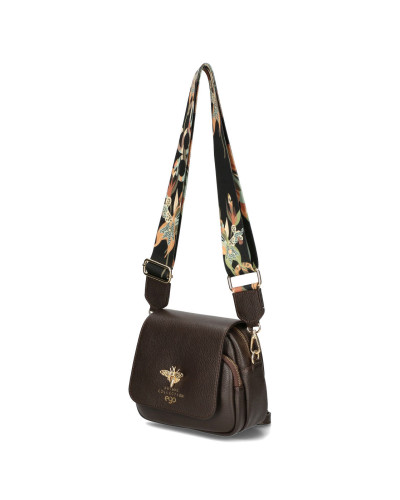 Bag with a bee