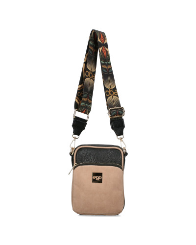 Torebka z frędzlami z odpinaną klapką