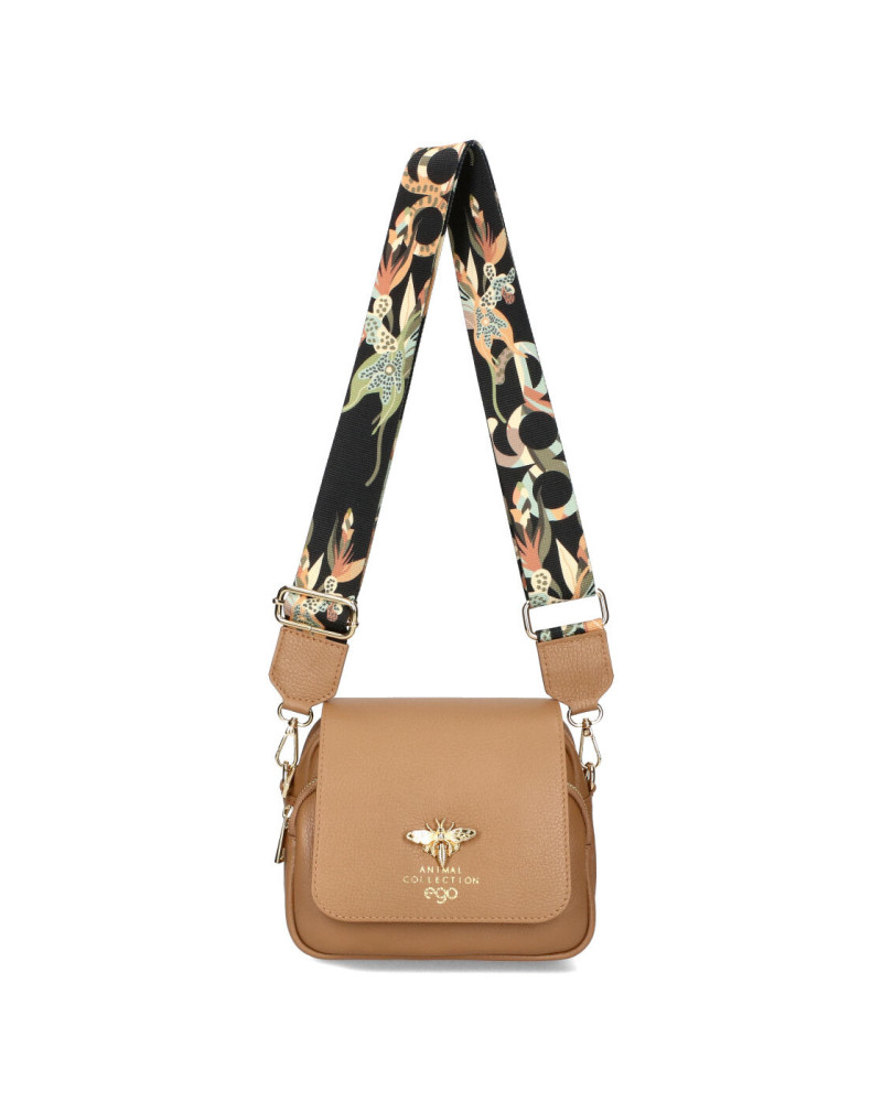 Small leather bag with a bee